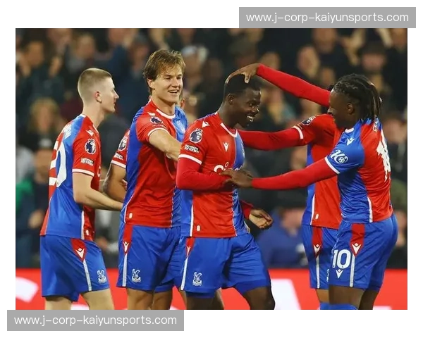 水晶宫vs赫尔城：英超赛场的两支“鹰”与“虎”，谁能翱翔？